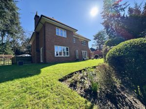 Photo 24- click for photo gallery